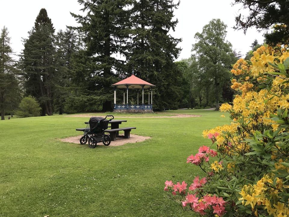 MacRosty Park - 5 minutes walk away from The Hoolet
