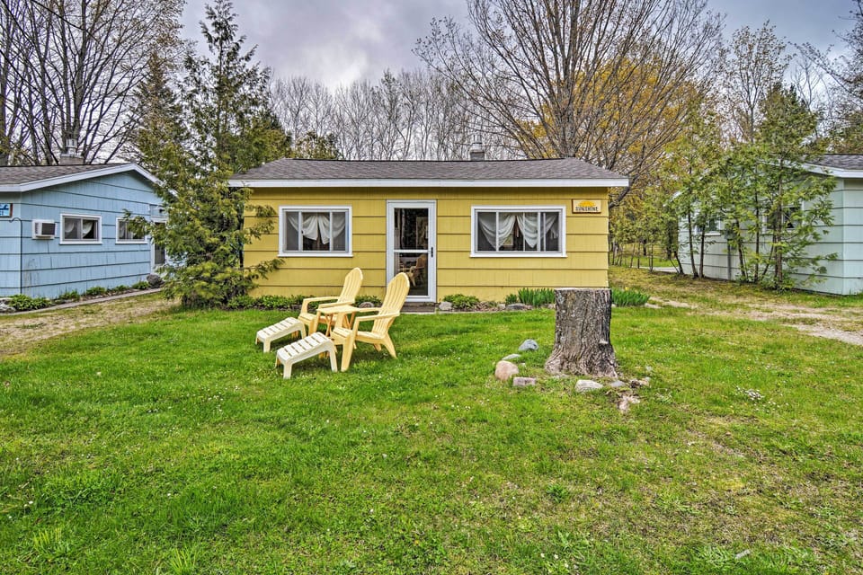 'Sunshine' Cabin Exterior