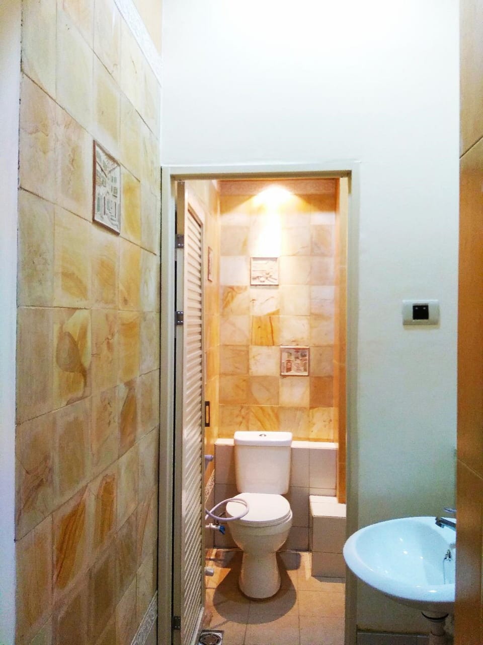 Villa | Bathroom | Shower, towels