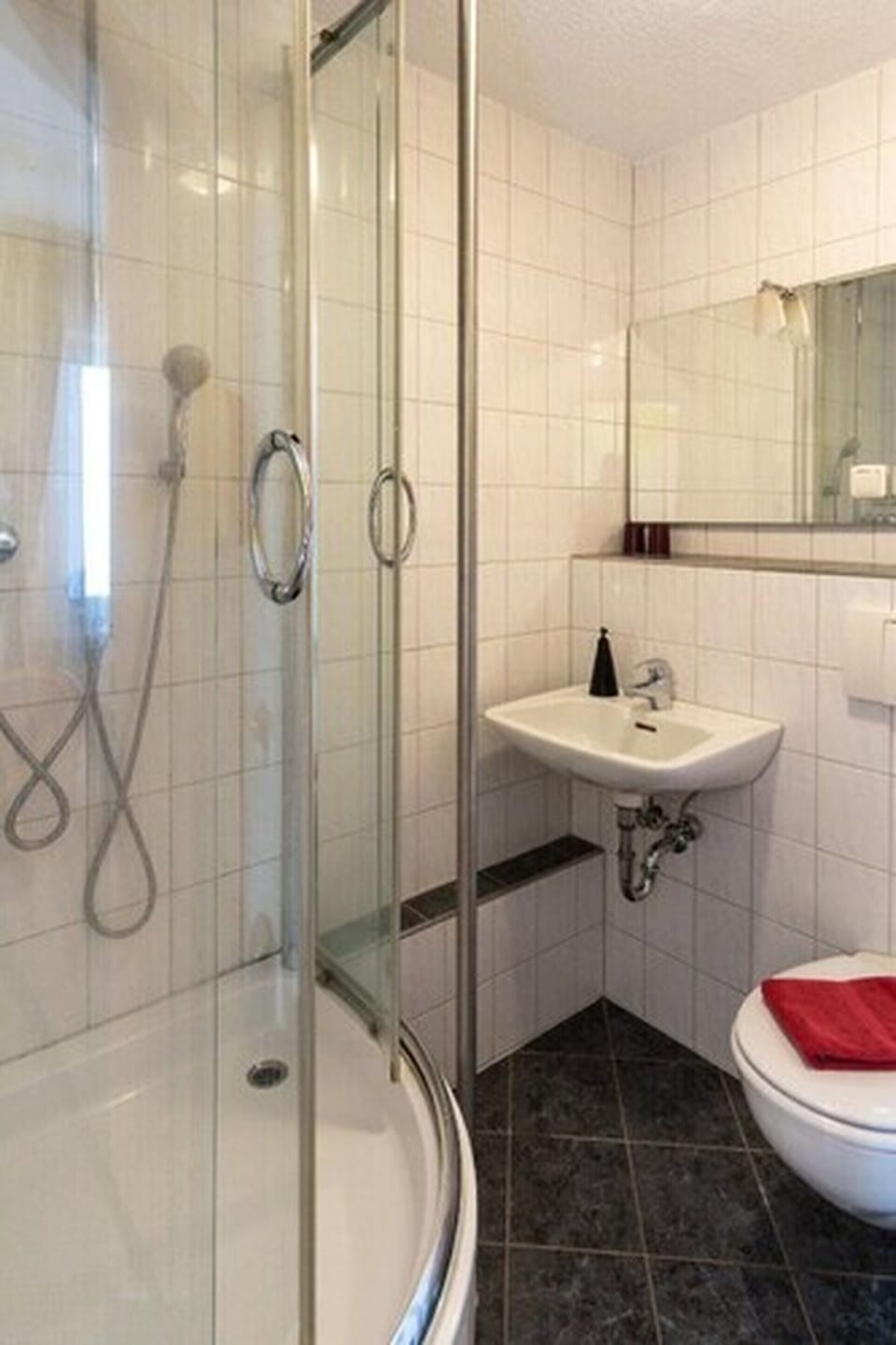 Shower, towels