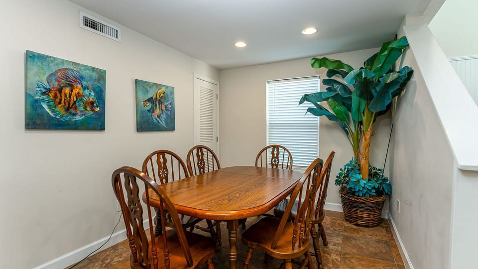 Downstairs Dining Area