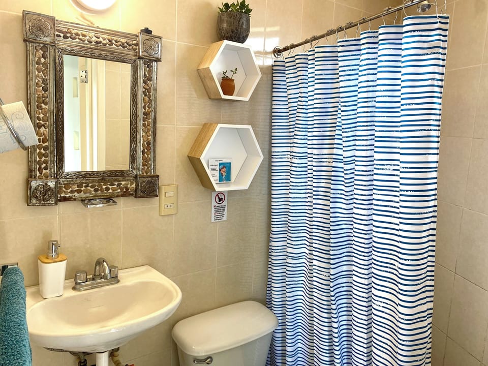 Shower, towels, soap, shampoo