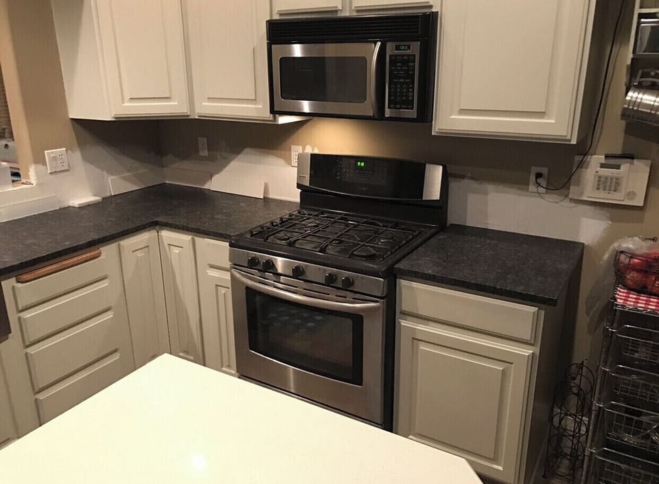 Kitchen and Island with Quartz countertops