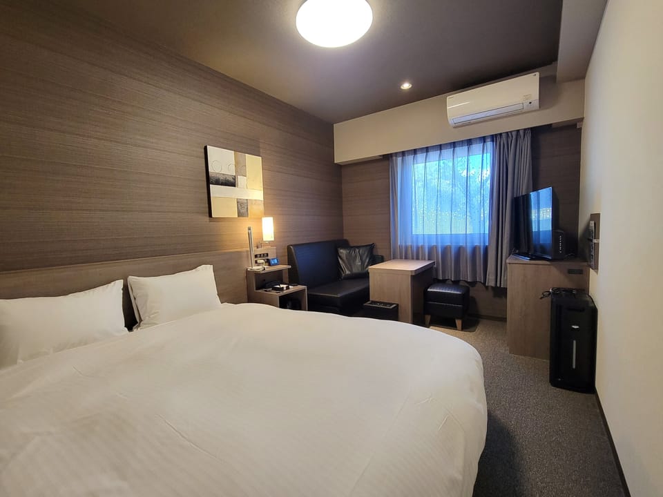 (West hall) Comfort Double Room | Desk, free WiFi, bed sheets
