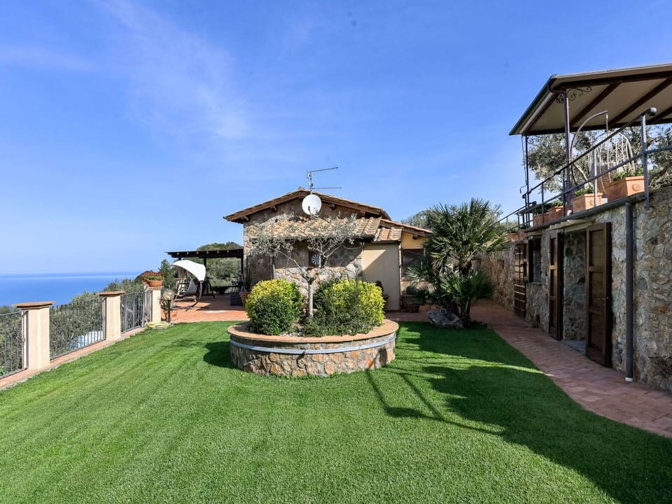 Landscape, Garden, Estate, Resort, Landscaping, Hacienda, Eco Hotel, Farmhouse, Villa, Backyard