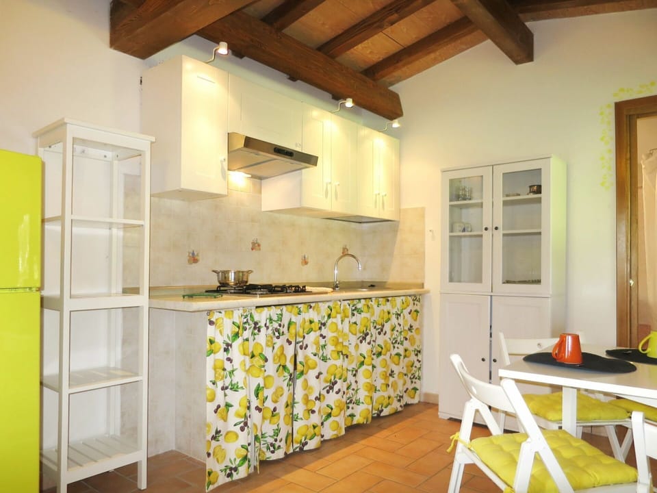 Room, Property, Ceiling, Yellow, Furniture, Building, Interior Design, Floor, Kitchen, House