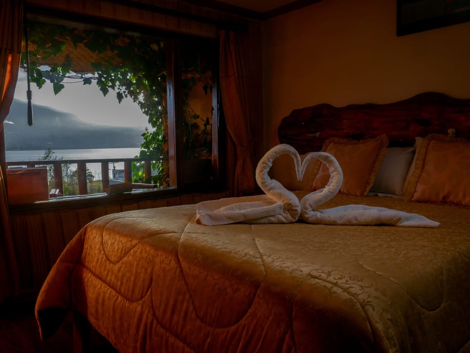 Standard Room | Down comforters, WiFi (free)