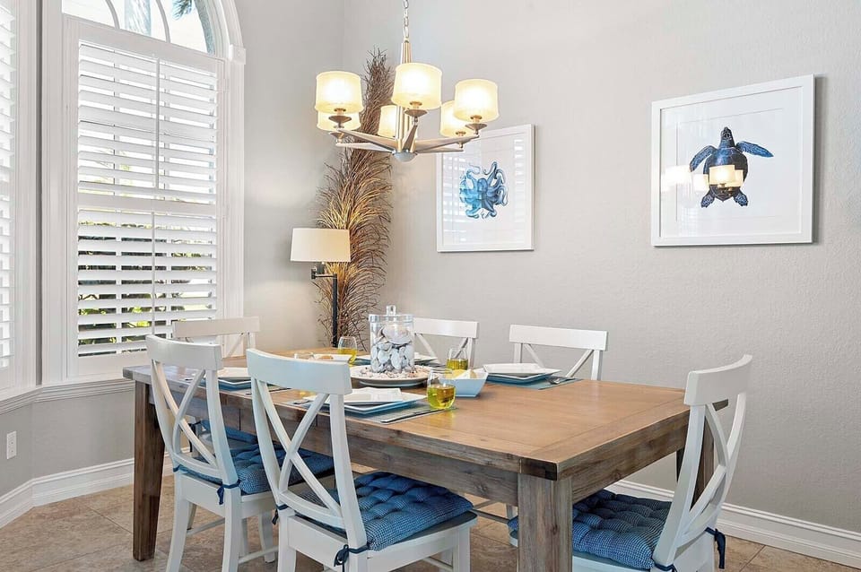 Formal Dining Space for the Family with Garden Views