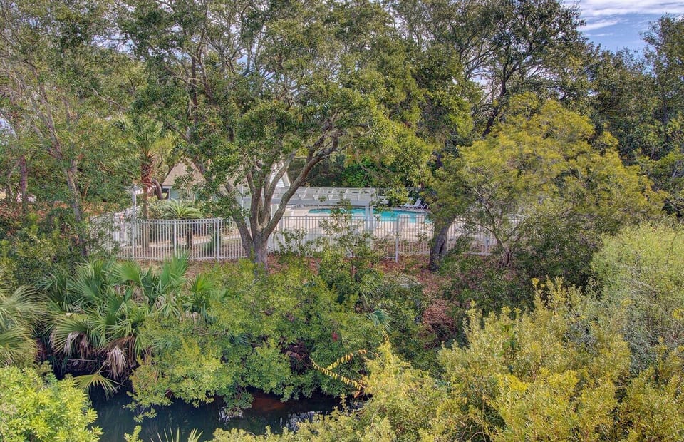Lagoon-Pool Views, 54 Pelican Bay