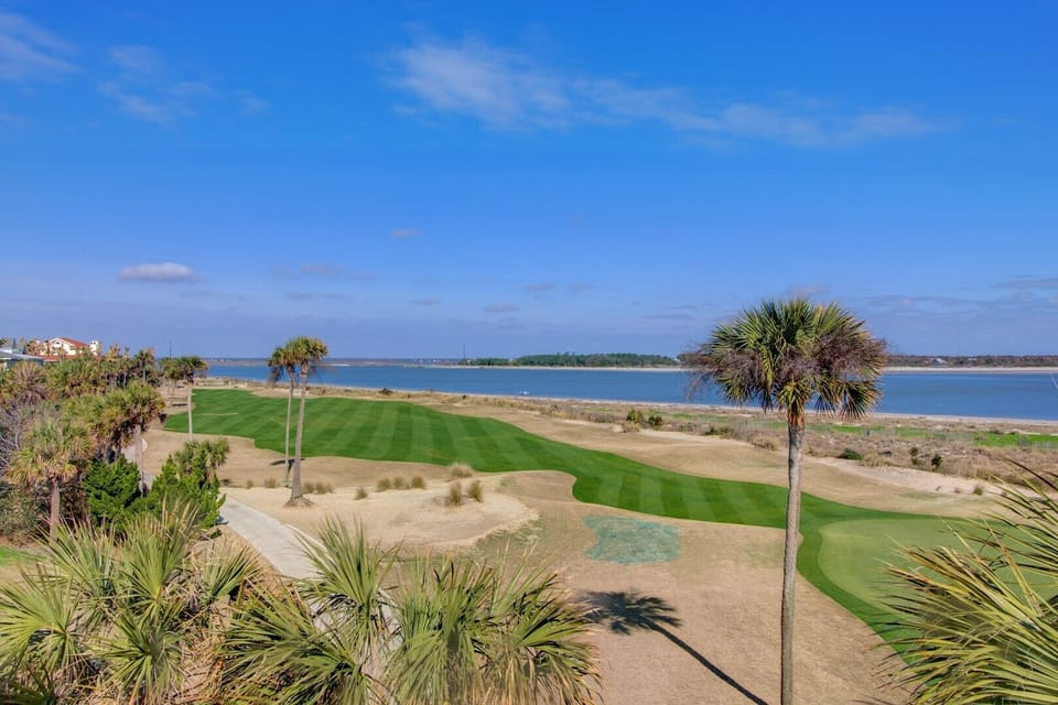 Links Course Three Minutes Away!