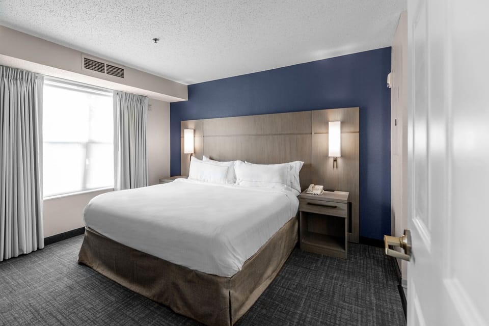 Suite, 2 Bedrooms | Premium bedding, pillowtop beds, desk, laptop workspace