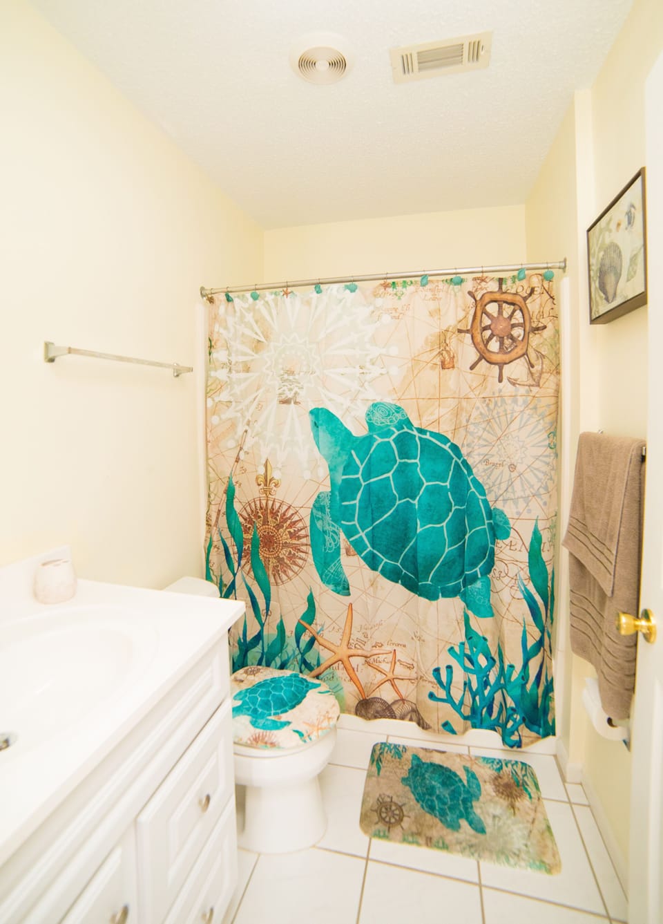 2nd Bathroom