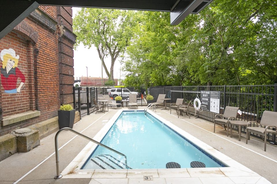 common area pool 