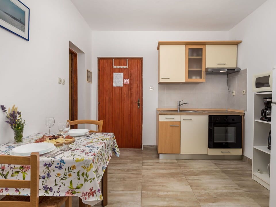 Furniture, Property, Picture Frame, Azure, Wood, Lighting, Interior Design, Comfort, Floor, Flooring