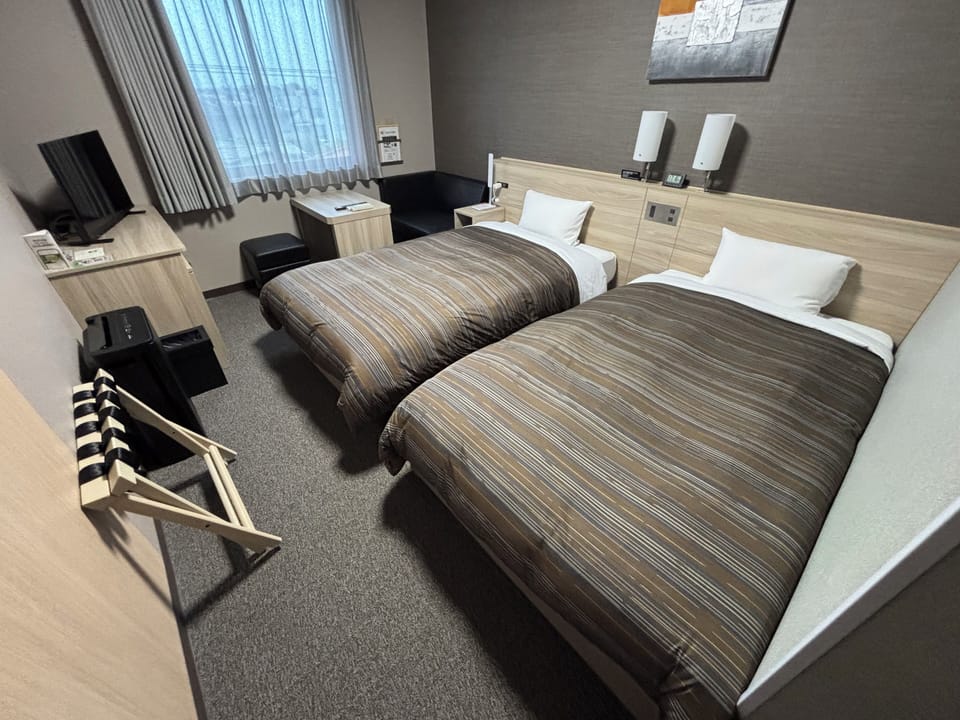 Twin Room, Multiple Beds, Non Smoking | Desk, free WiFi, bed sheets