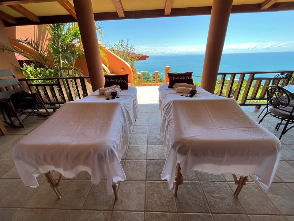 Villas Alturas Resort in Bahía Ballena