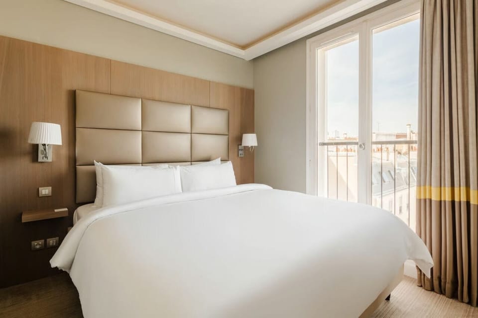 Classic Double Room | In-room safe, individually furnished, blackout drapes