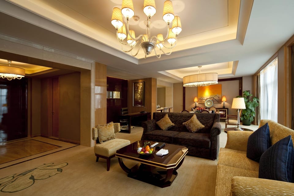 Minibar, in-room safe, desk, blackout drapes