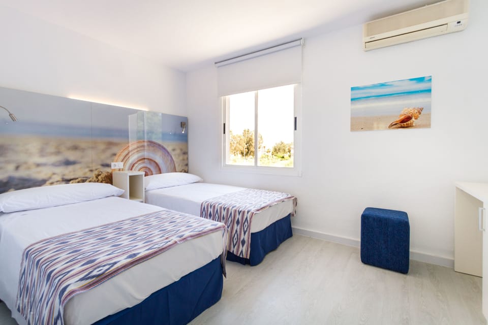 Standard Apartment, 1 Bedroom | 1 bedroom, in-room safe, desk, iron/ironing board