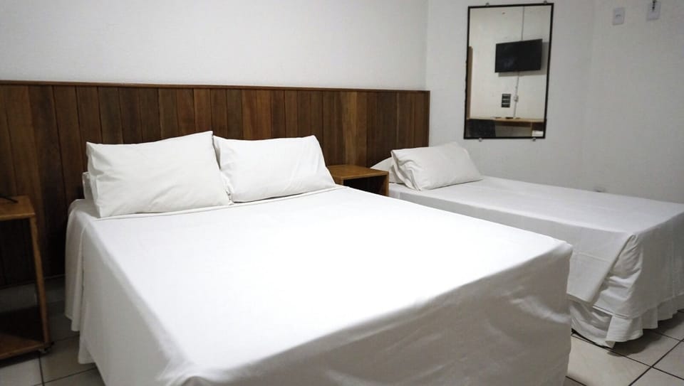Standard Apartment | Minibar, individually decorated, individually furnished, desk