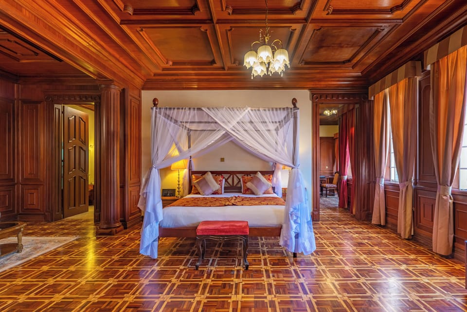 Presidential Suite | Premium bedding, in-room safe, individually furnished, blackout drapes