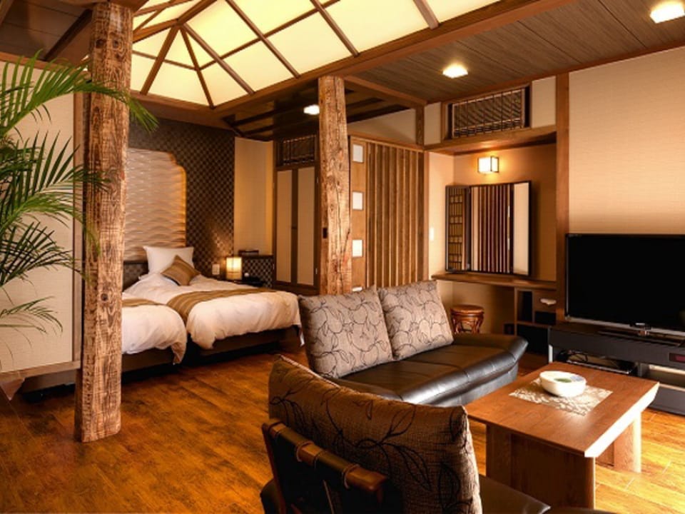 Luxury Triple Room, 2 Bedrooms, Non Smoking, Private Bathroom | Premium bedding, down comforters, in-room safe, desk