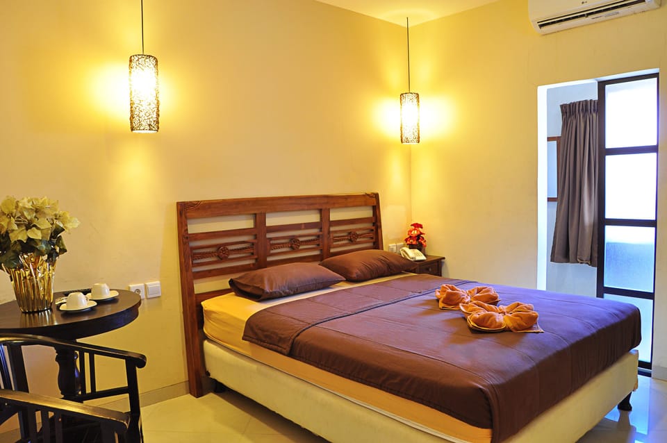 Standard Room | In-room safe, desk, soundproofing, free WiFi