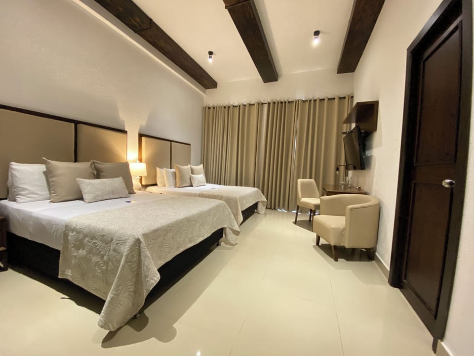 Superior Room | Desk, laptop workspace, free WiFi, bed sheets