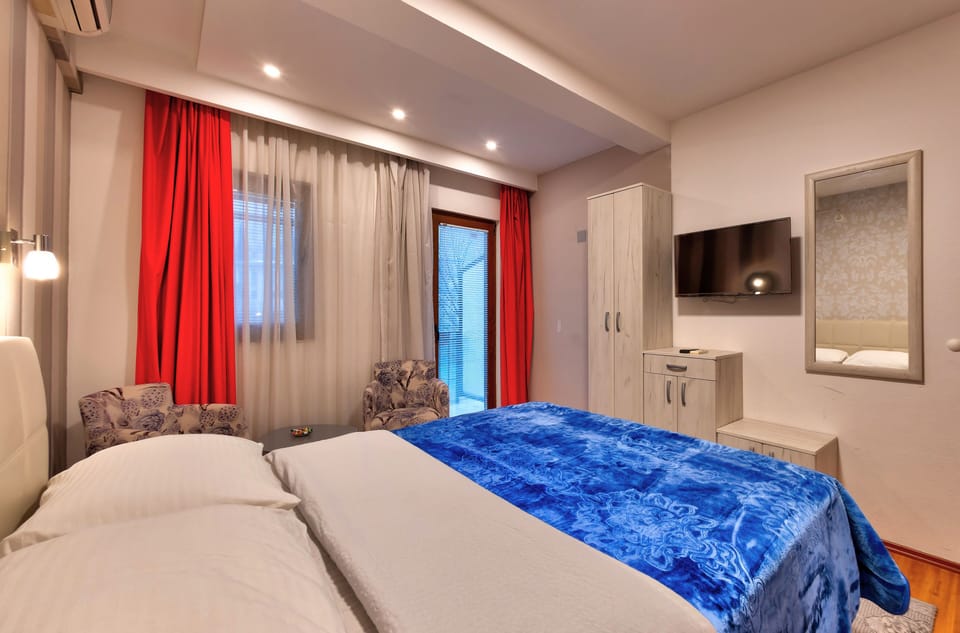 Double room, balcony with river view | Premium bedding, memory foam beds, individually decorated, desk