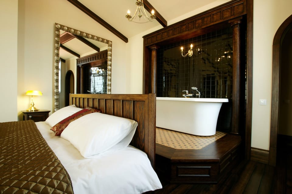 Suite (Saigon) with Aqua Area | Minibar, in-room safe, desk, blackout drapes