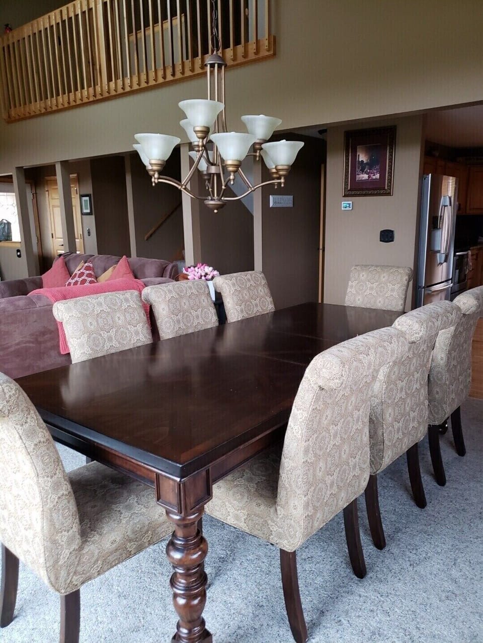 Dining / Restaurant