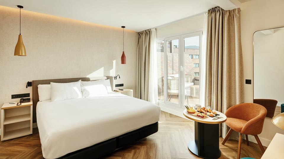 Room, Terrace (Previum) | Minibar, in-room safe, desk, soundproofing