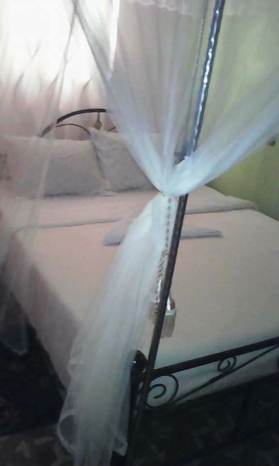 Double Room | Desk, free WiFi, bed sheets