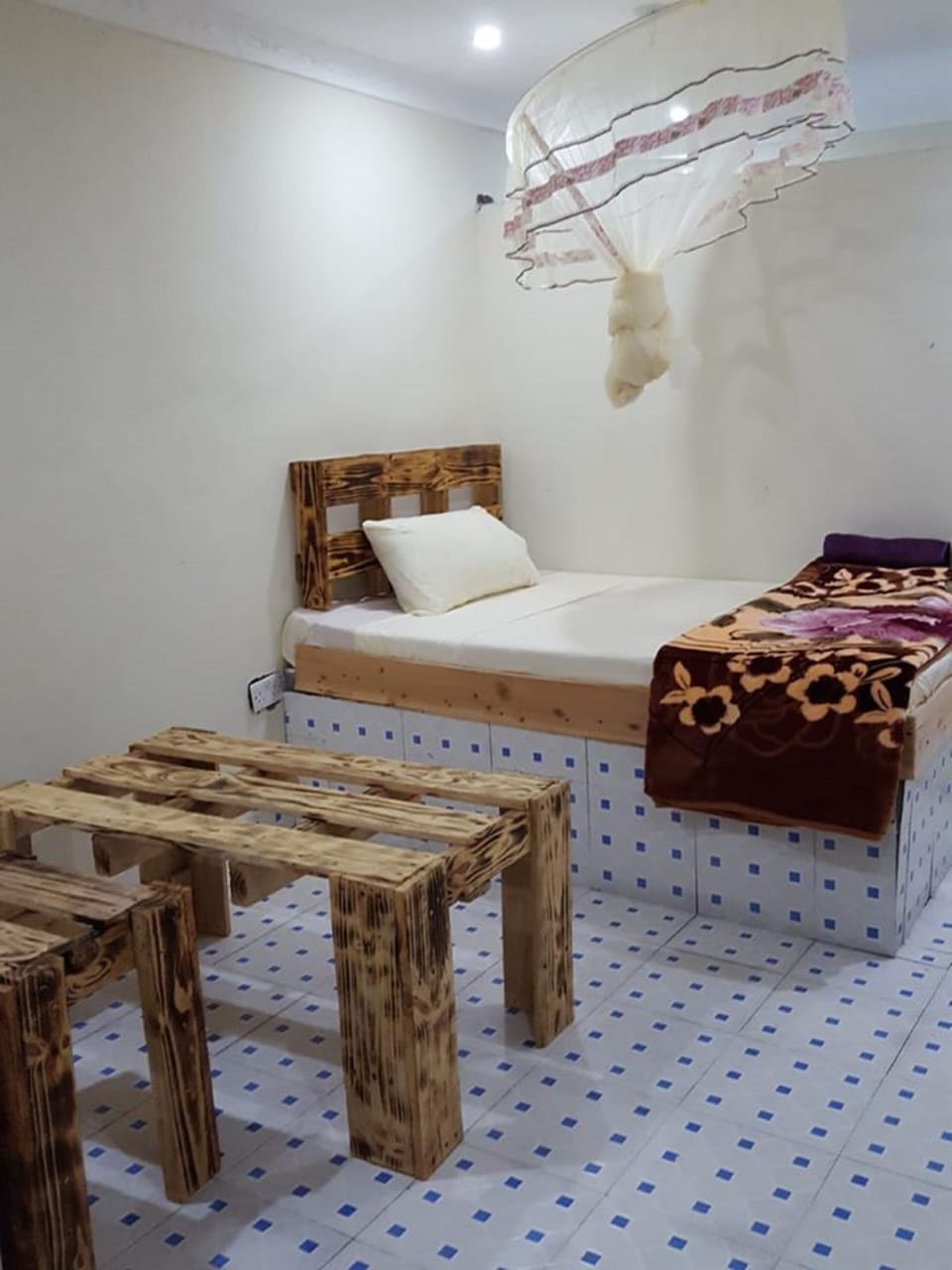 Single Room | Desk, blackout drapes, free WiFi, bed sheets
