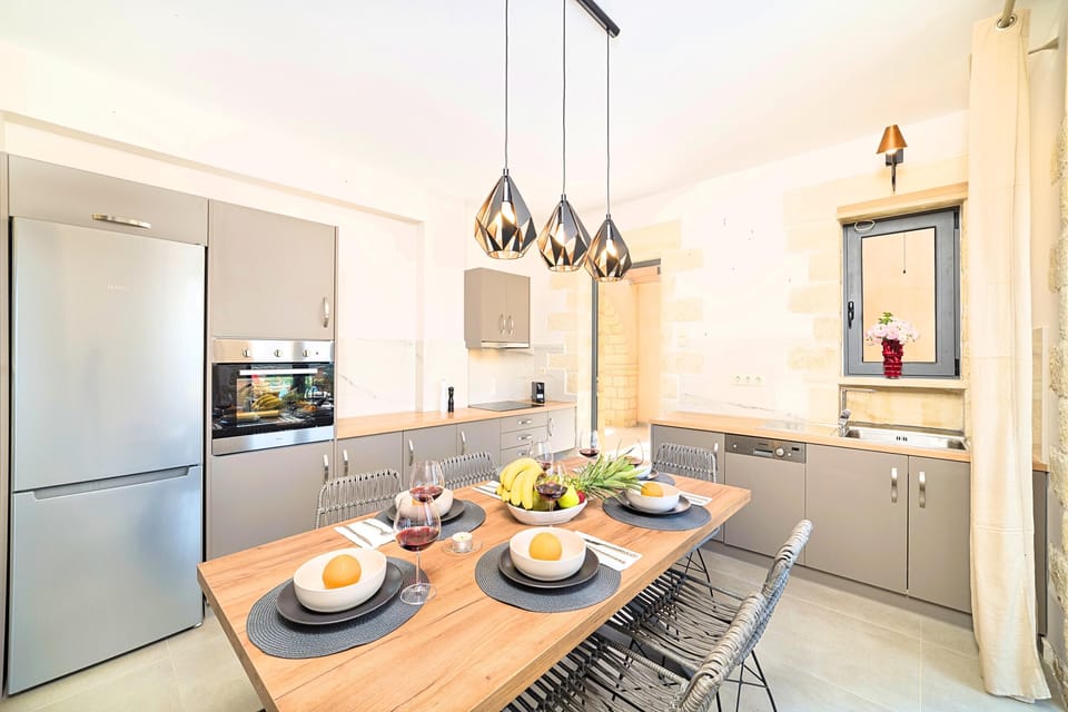 Villa, 3 Bedrooms, Private Pool | Private kitchen | Full-size fridge, microwave, oven, stovetop