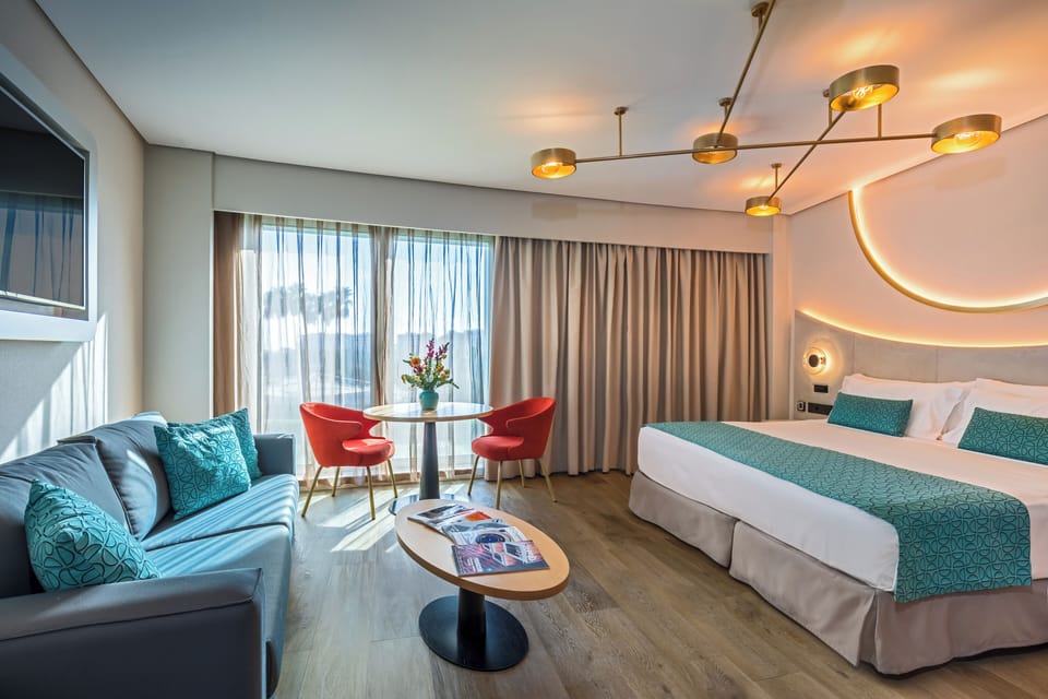 Premium Room (Deluxe 3 adults) | Premium bedding, down comforters, minibar, in-room safe