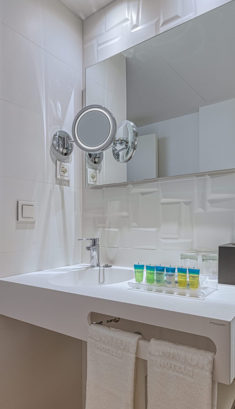Shower, eco-friendly toiletries, hair dryer, towels