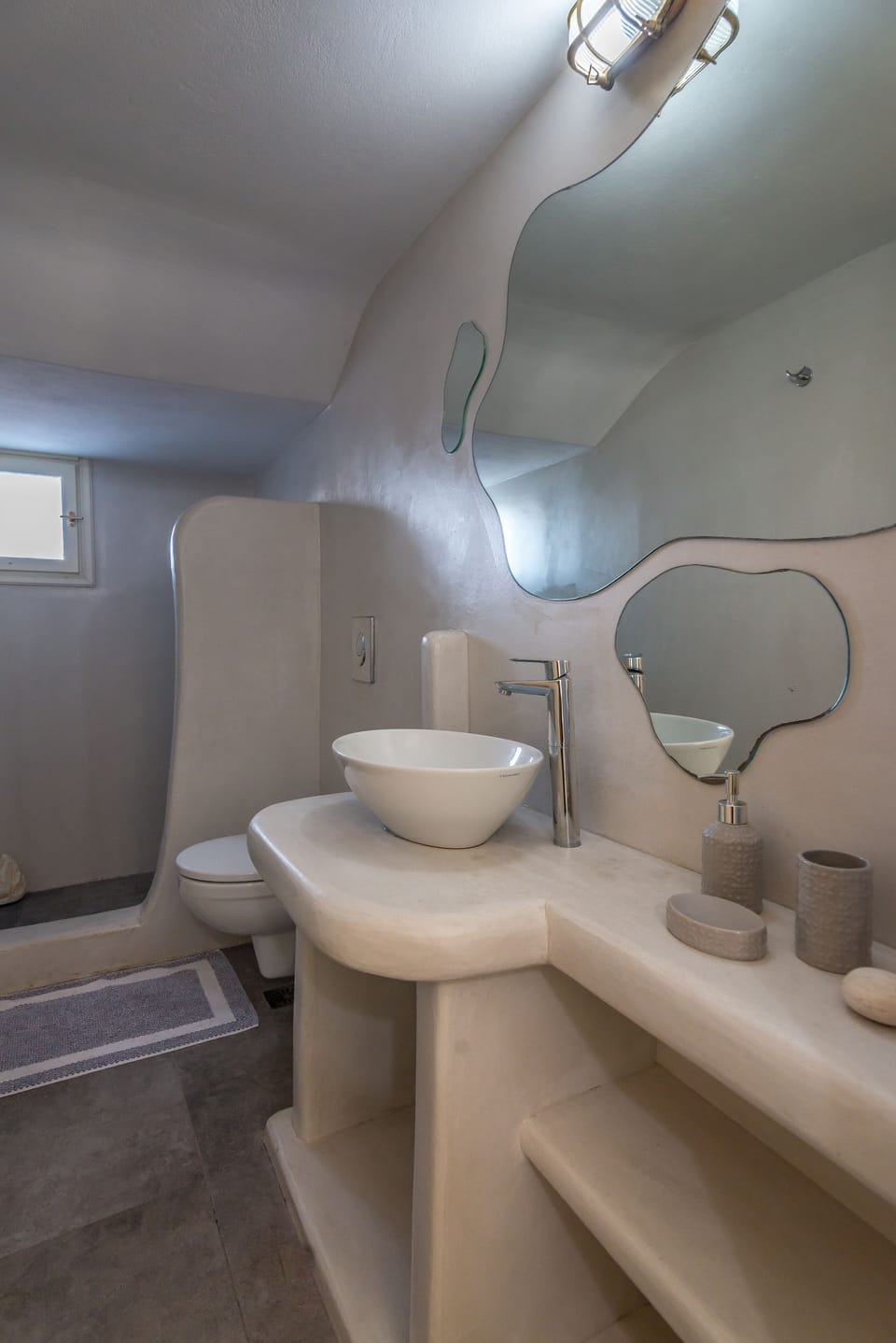 Faros Apartments Bed and Breakfast in Milos
