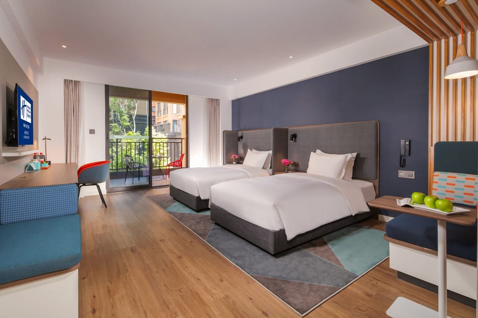 Standard Room, 2 Twin Beds (Extra Floor Space) | In-room safe, soundproofing, iron/ironing board