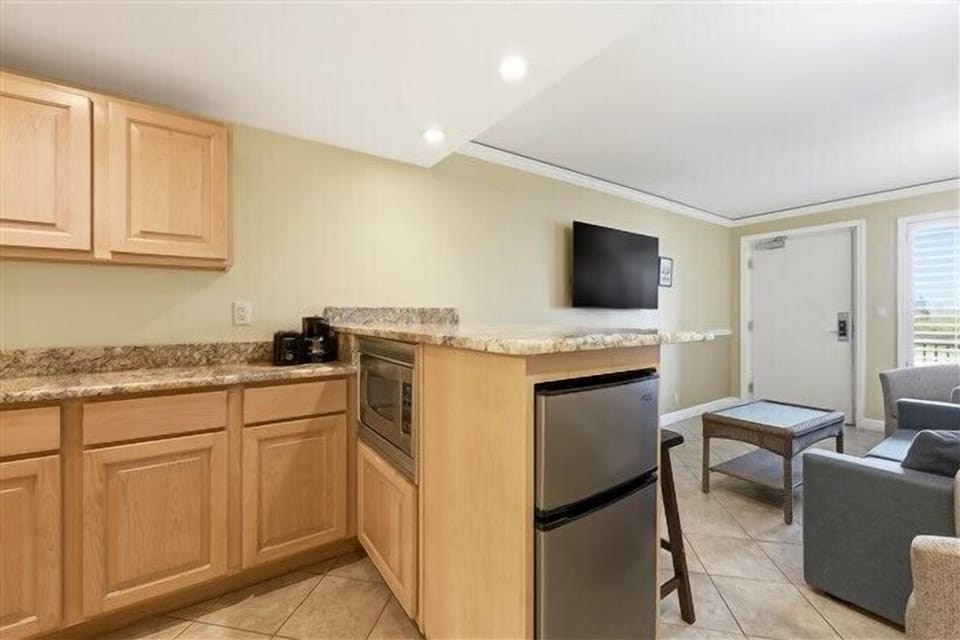 Condo 107