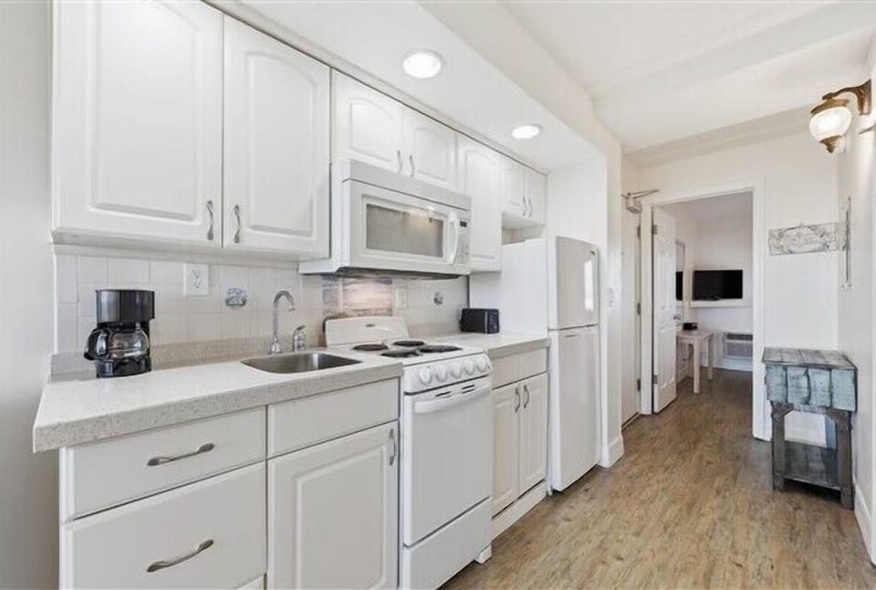 Condo 111