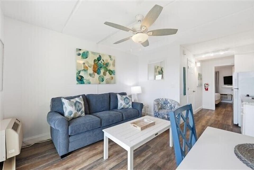 Condo 112
