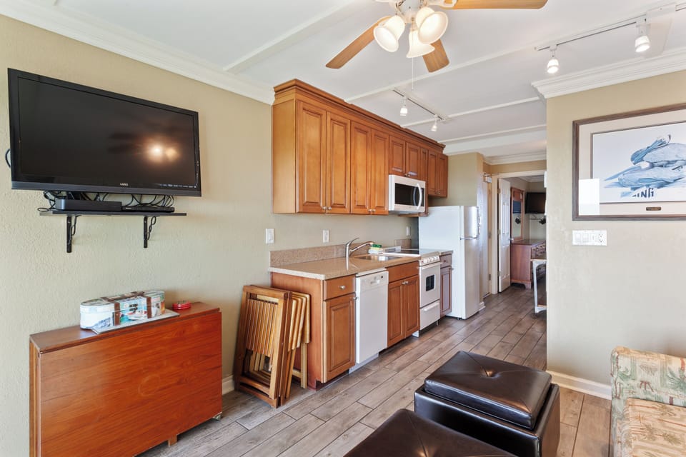 Condo 117