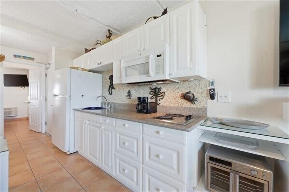Condo 203