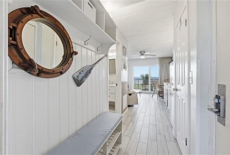 Condo 211