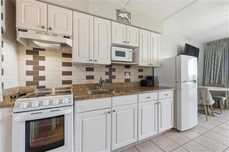 Condo 216