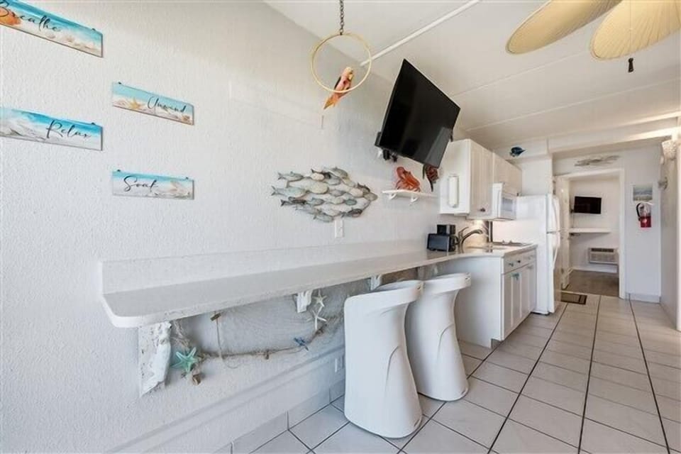 Condo 231