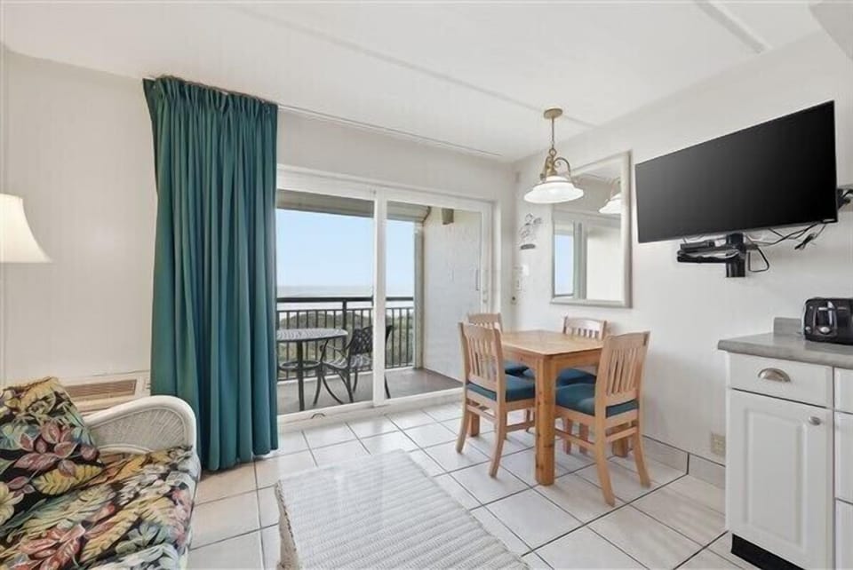 Condo 302