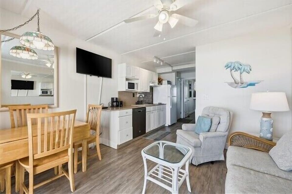 Condo 306