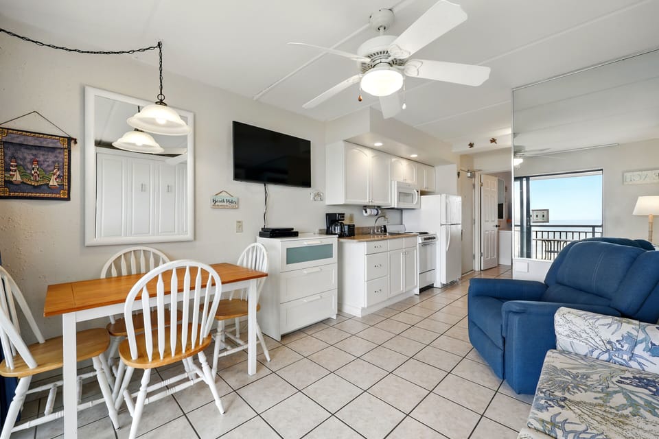 Condo 315